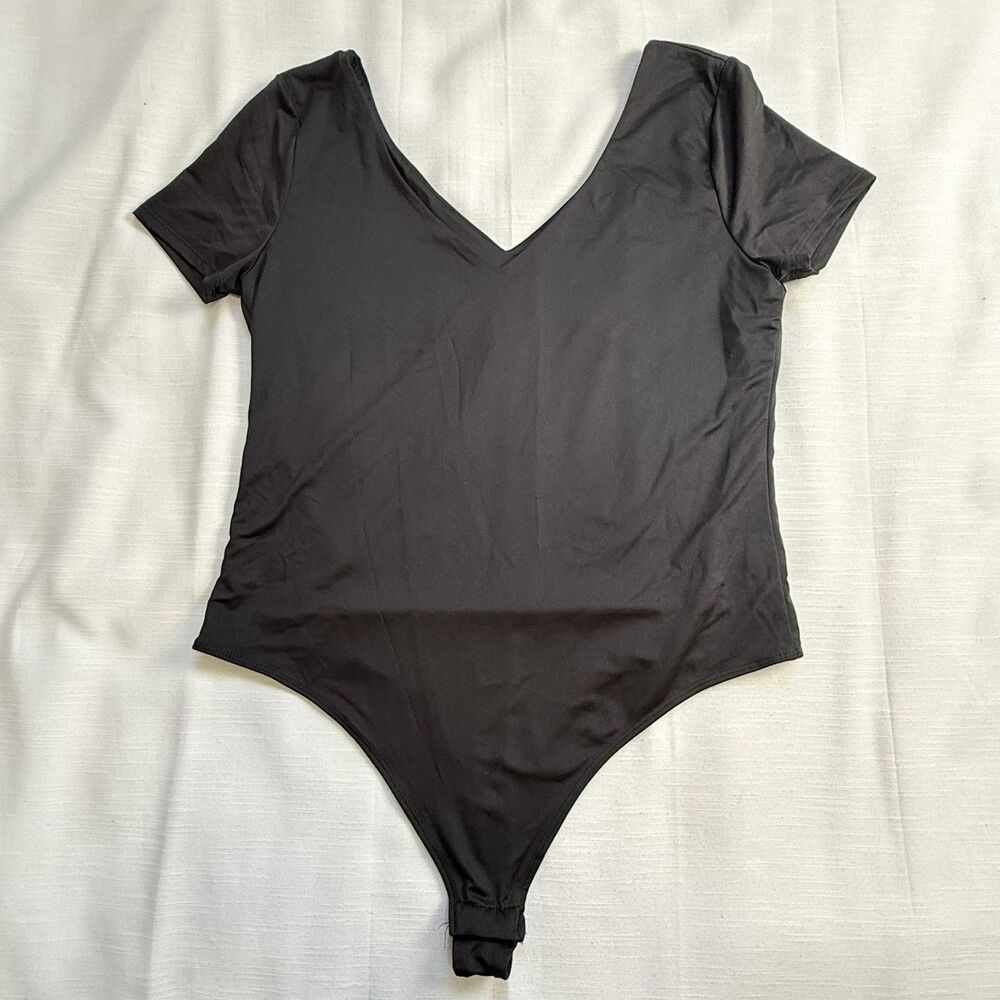 The Workshop Front & Back V Neck Short Sleeve Black Bodysuit Sz X-Large